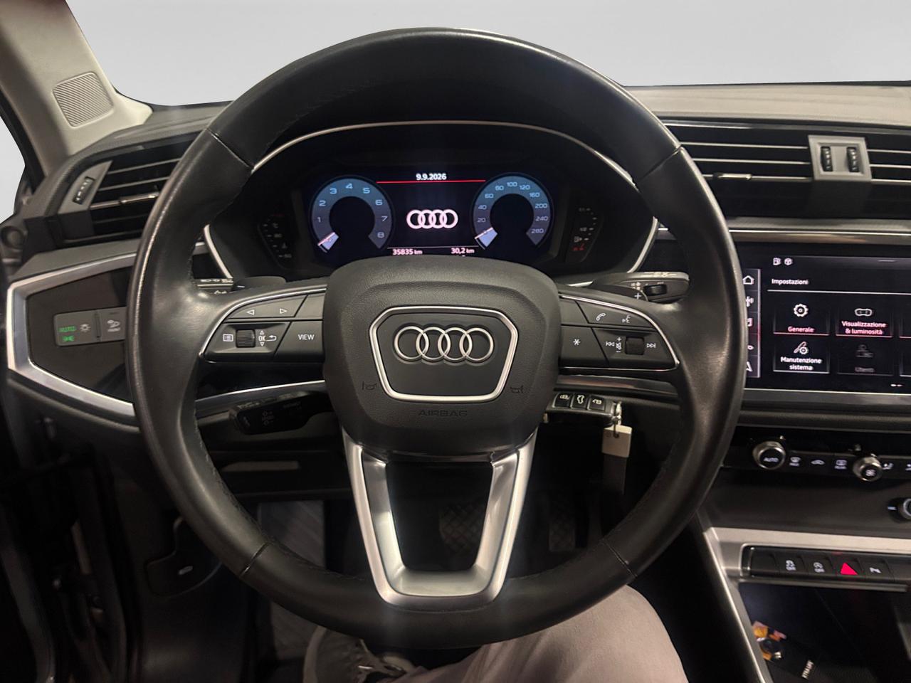 AUDI Q3 II 2018 - Q3 35 1.5 tfsi mhev Business s-tronic