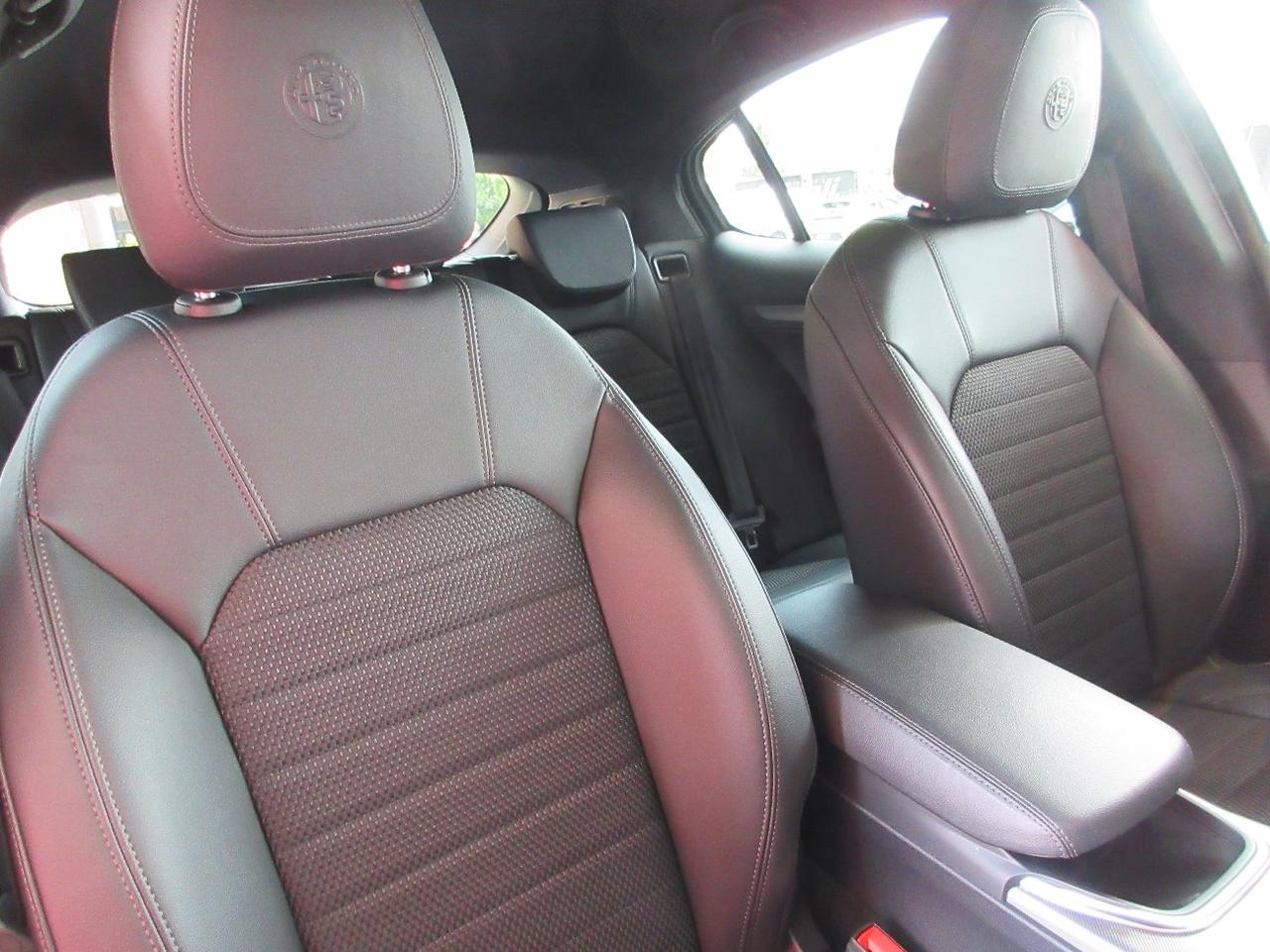 Alfa Romeo Stelvio 2.2 t Sprint Q4 190cv auto