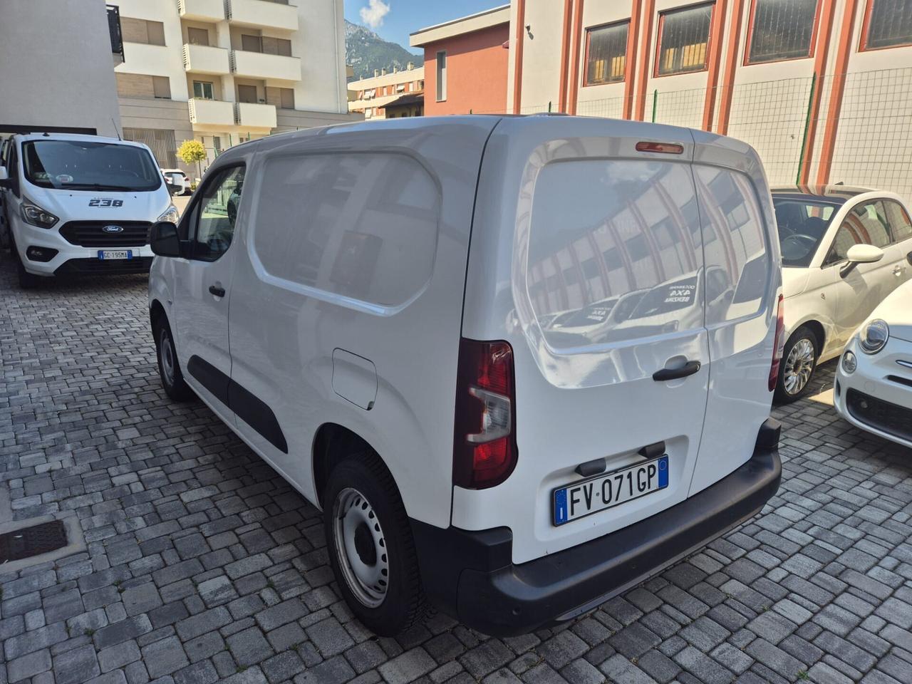 Citroen Berlingo BlueHDi 100 3 posti