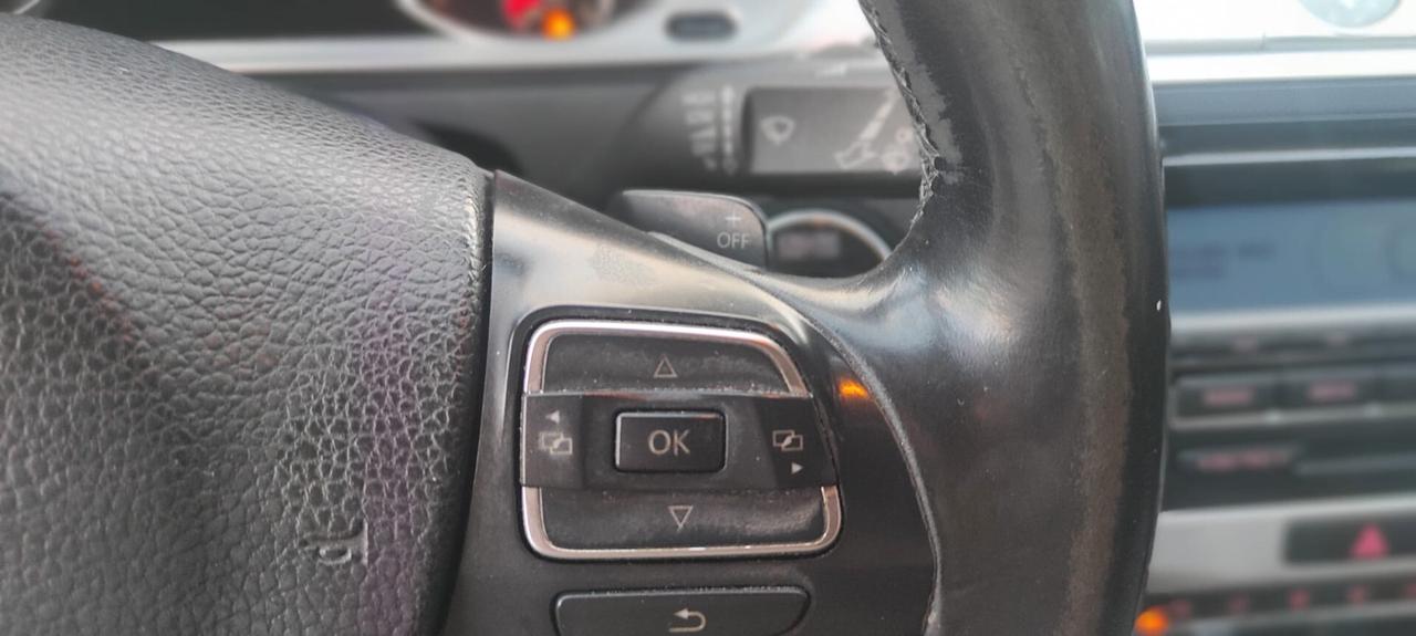 Volkswagen Passat Var. Bs. 2.0 TDI DSG High. BMT