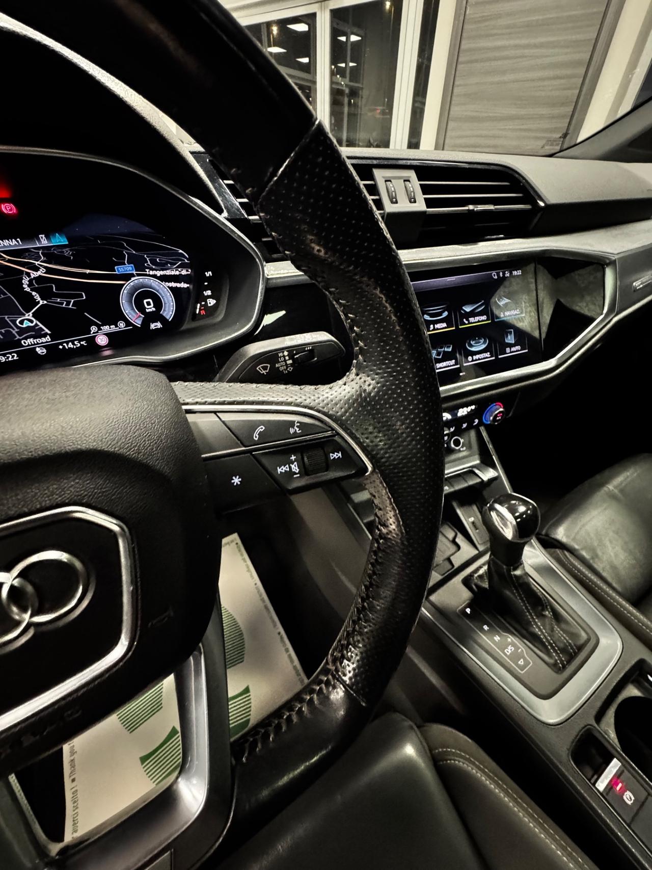 AUDI Q3 SBACK 2.0 TDI SLINE EDITION + TETTO APRIBILE