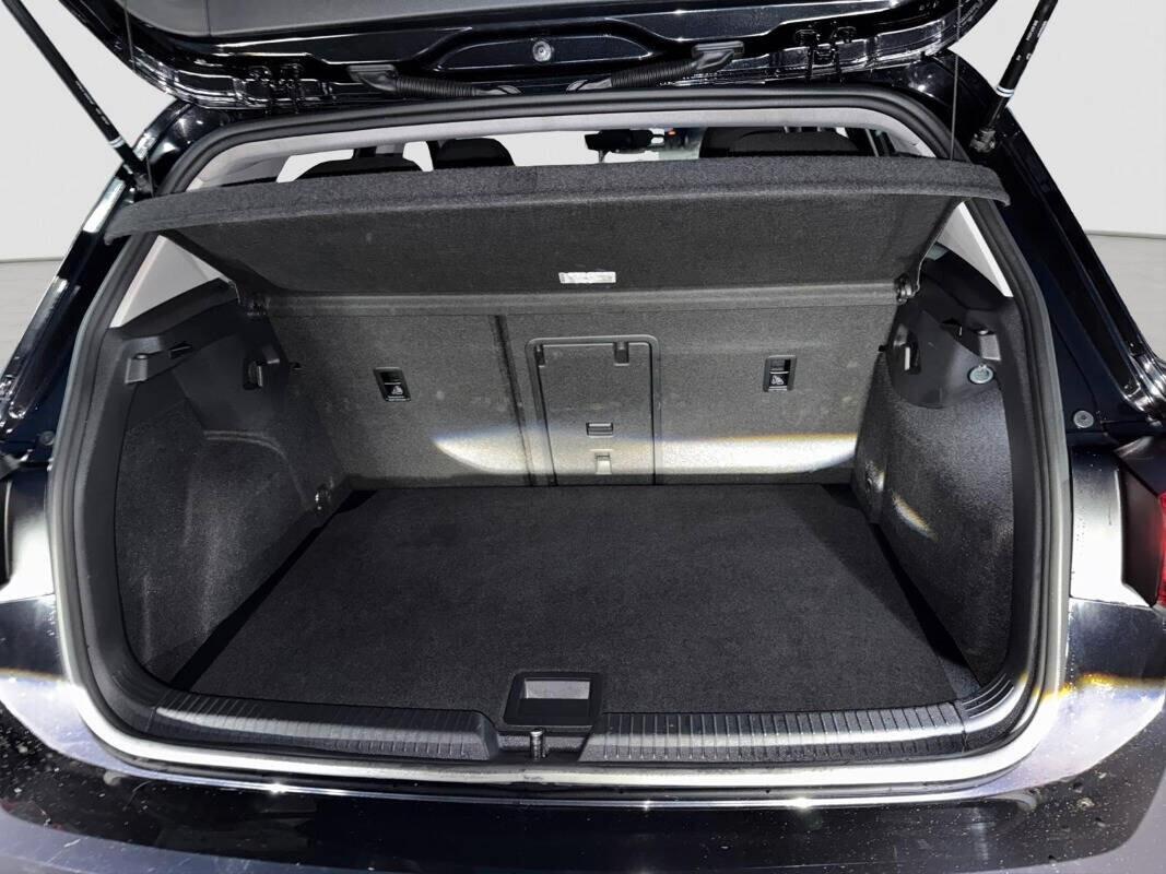 Volkswagen Golf 1.5 eTSI 130 CV EVO ACT DSG Life 2022