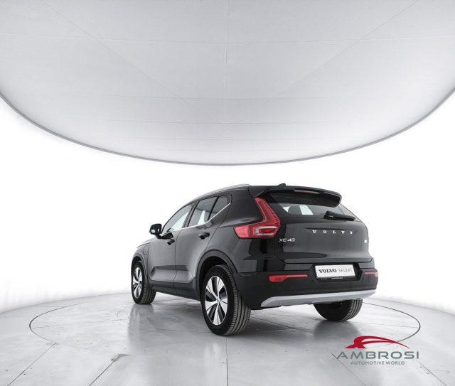 VOLVO XC40 T4 Recharge Plug-in Hybrid automatico Essential 21