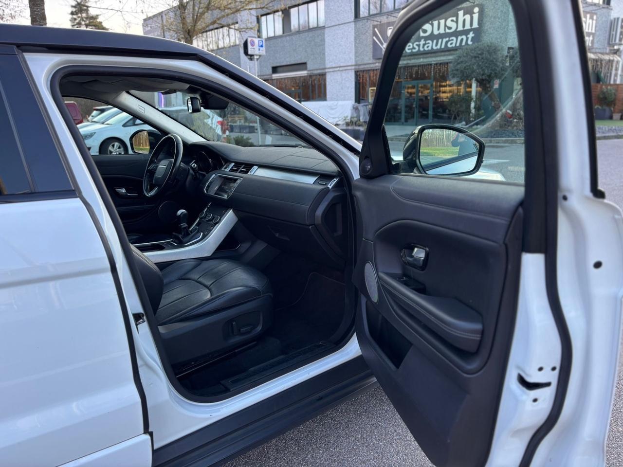 Land Rover Evoque 2.0 TD4 180 CV 5p. SE Dynamic