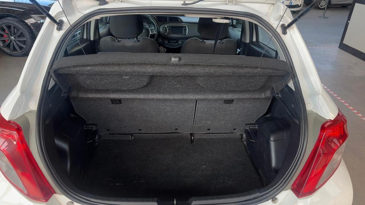 Toyota Yaris 1.4 D-4D 5 porte Lounge