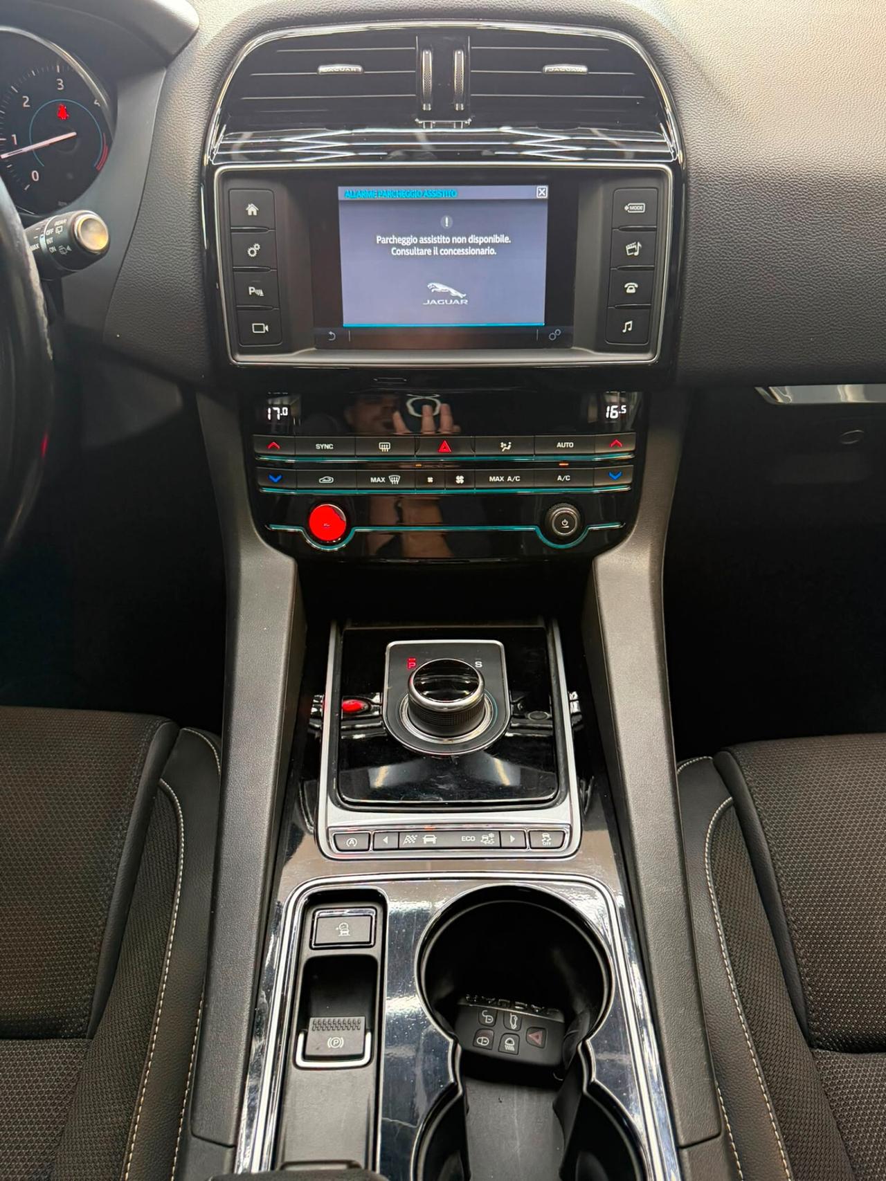 Jaguar F-Pace 3.0 D V6 300 CV AWD aut. R-Sport