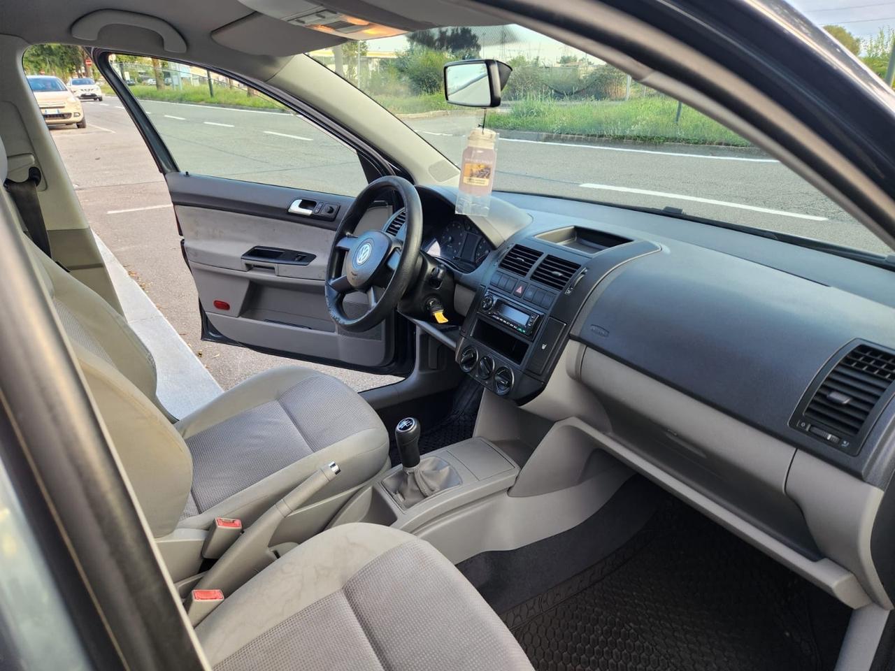 Volkswagen Polo 1.4/75CV 16V
