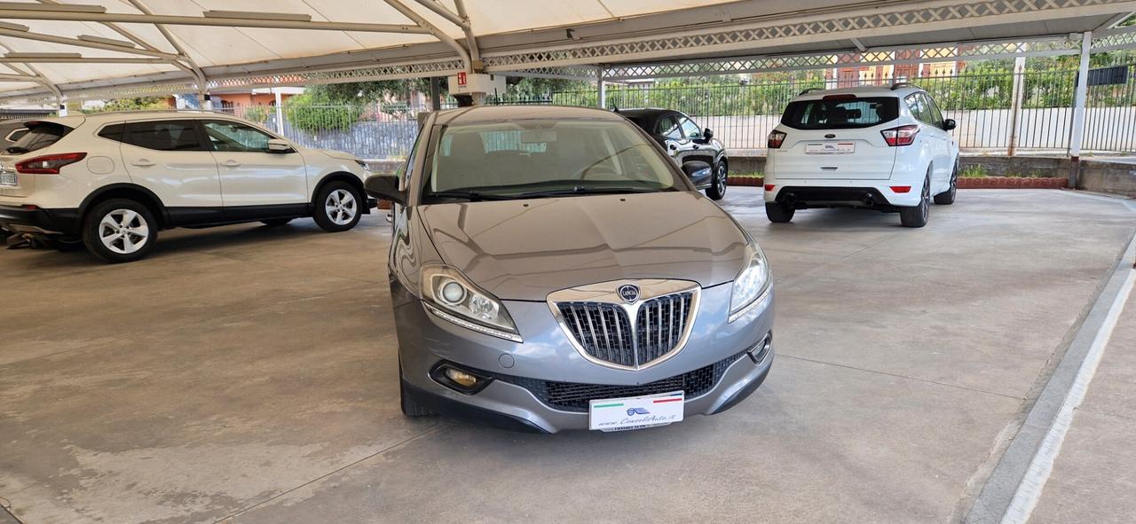 Lancia Delta 1.6 Mjt 120cv PLATINO