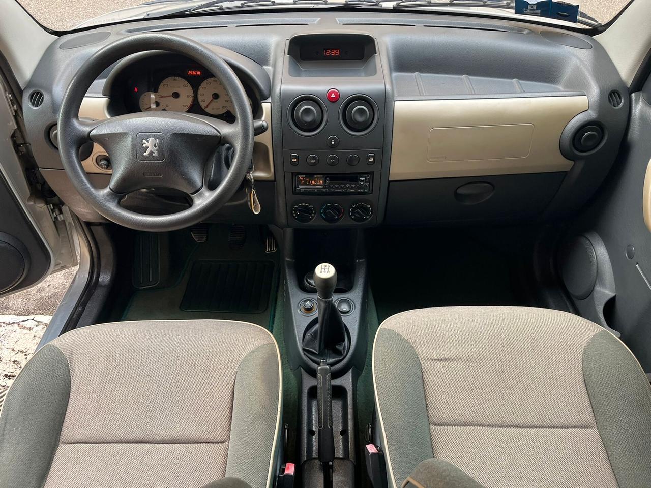 Peugeot Ranch 2.0 HDi - PERFETTO - 2004