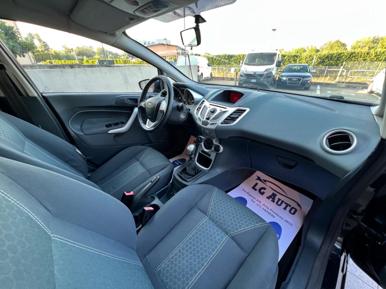 Ford Fiesta 1.4 TDCi 68CV 5 porte Titanium