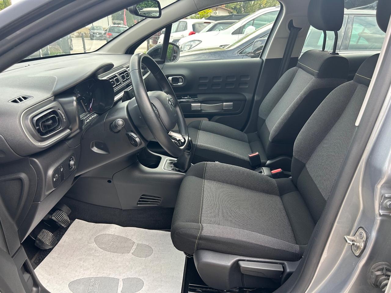 Citroen C3 1.2 SHINE *97000KM* UNIPRO