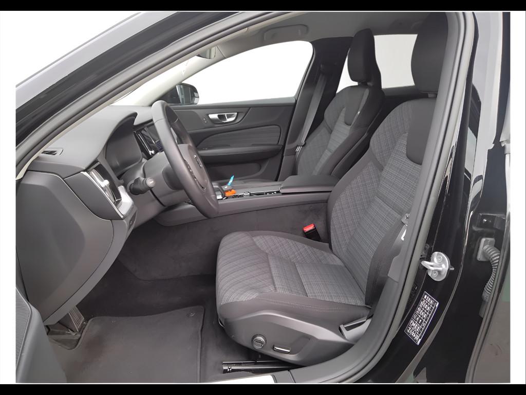 VOLVO V60 II 2023 - V60 2.0 b3 Core auto