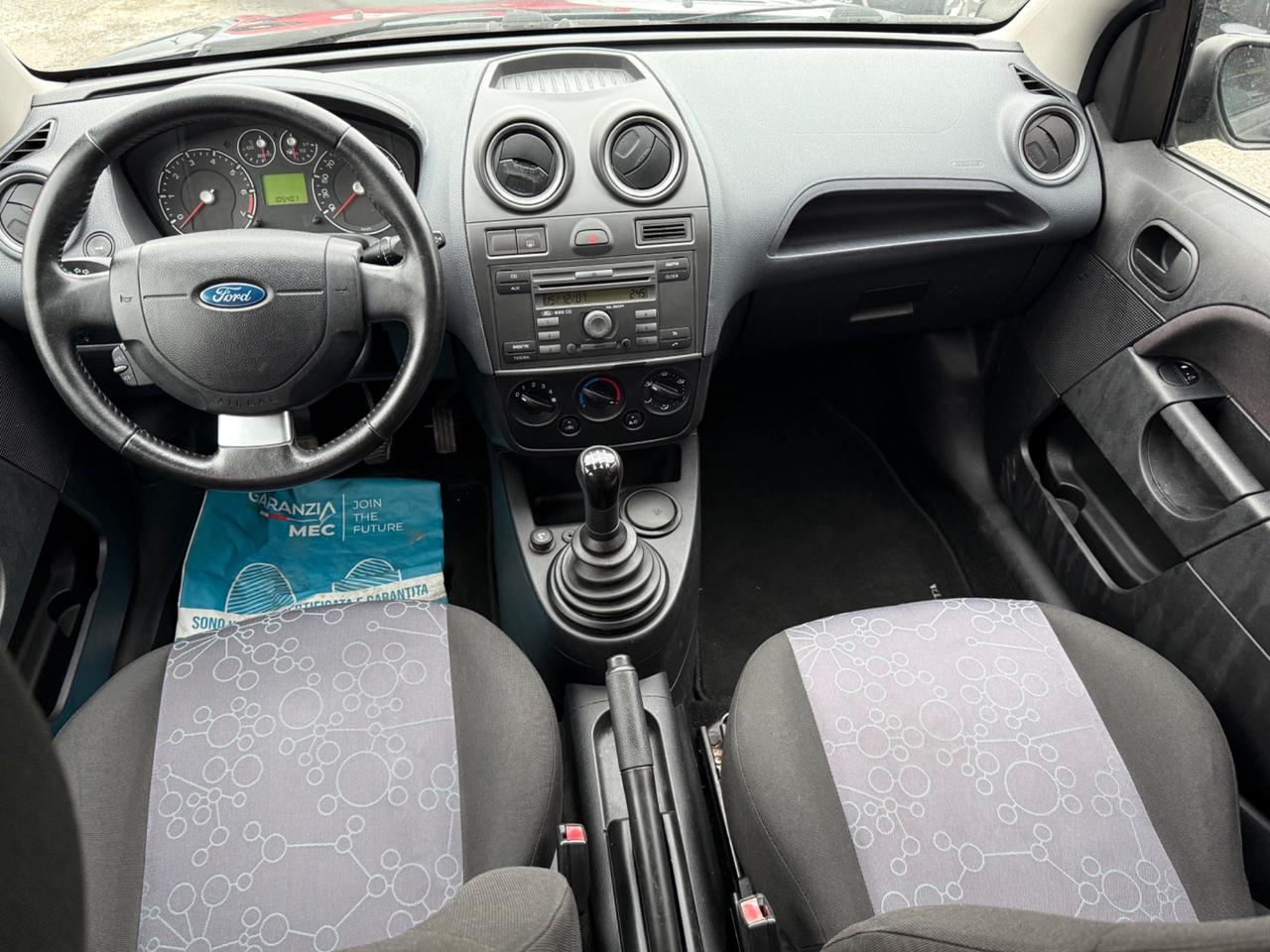 Ford Fiesta 1.2 16V 5p. Ghia