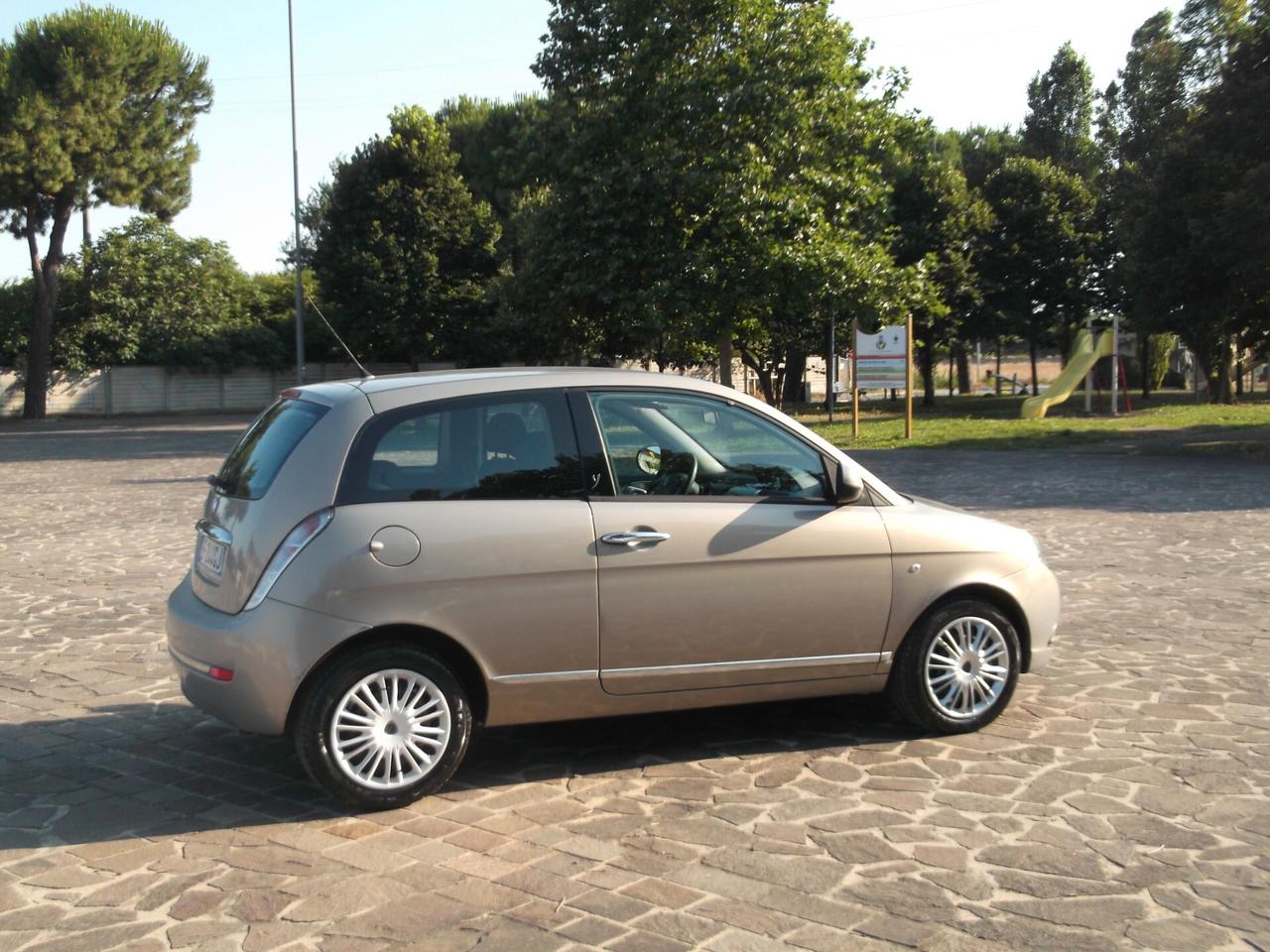 Ypsilon 1.3 MJT Neopatentati 2011