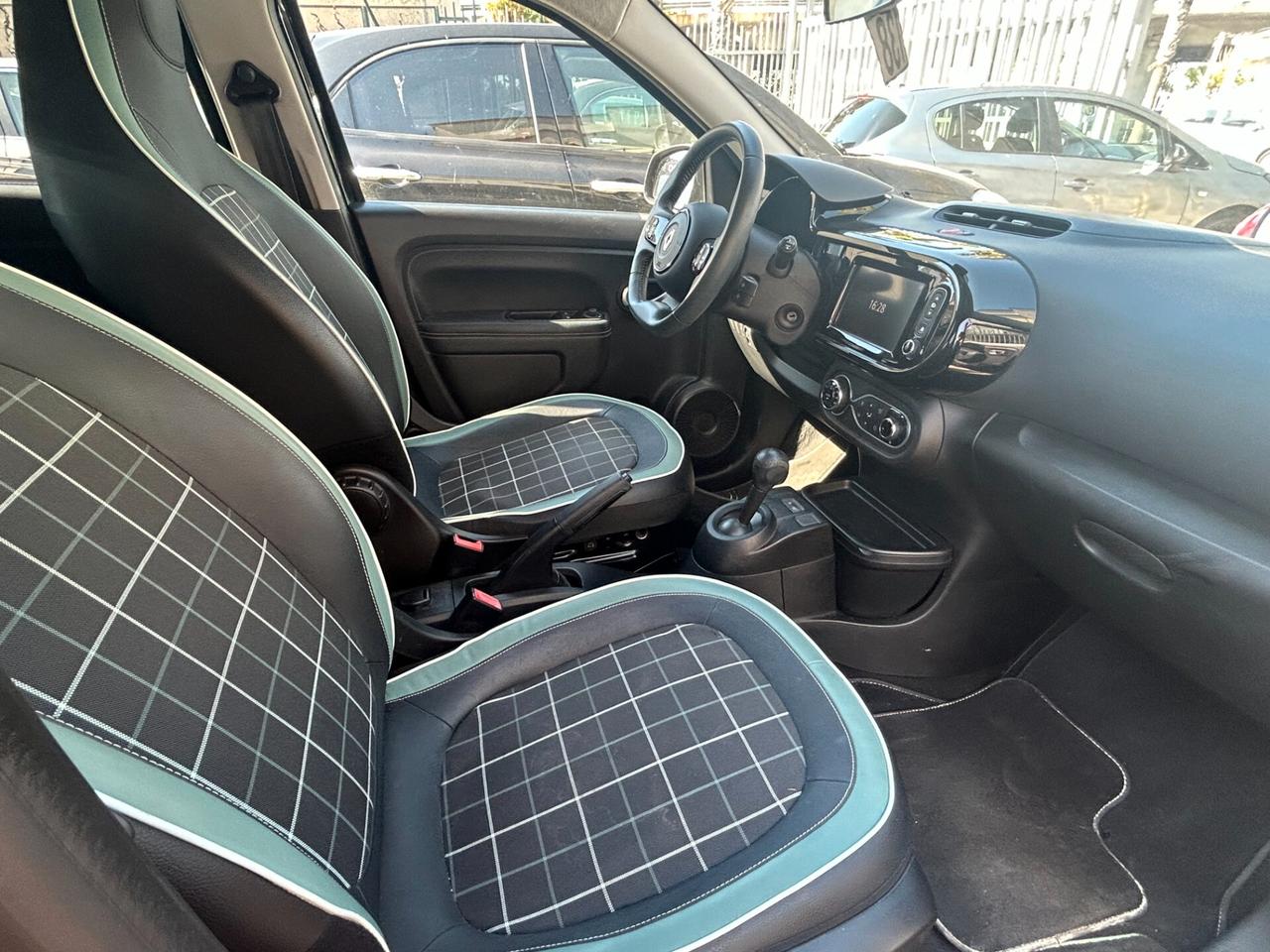 Renault Twingo SCe EDC La Parisienne