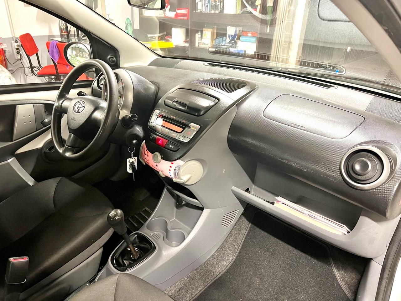 Toyota Aygo 1.0 benzina €5 OK NEOPATENTATI