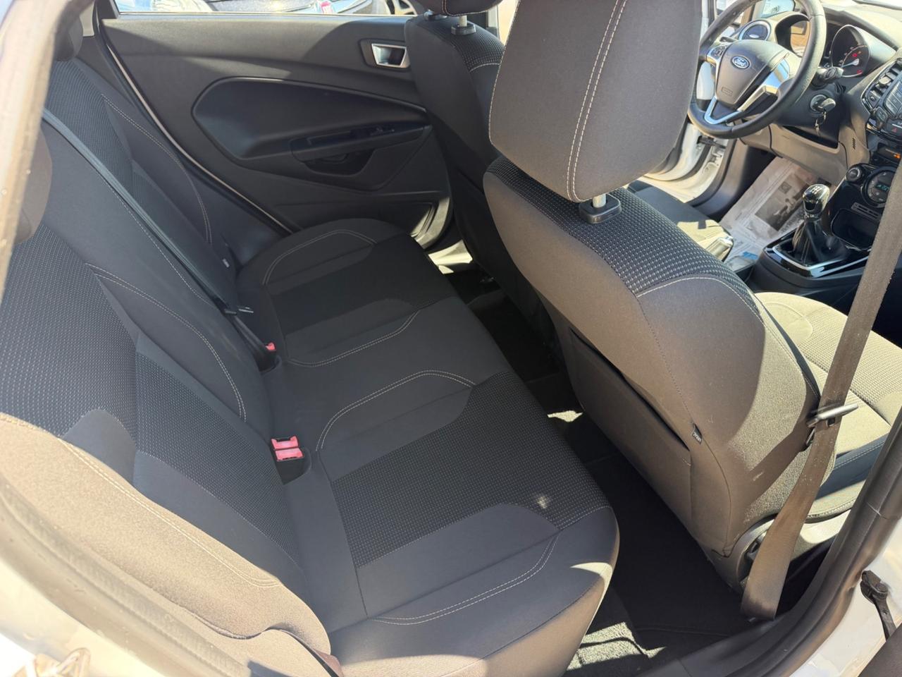Ford Fiesta 1.5 TDCi 75CV 5 porte Black & White Edition