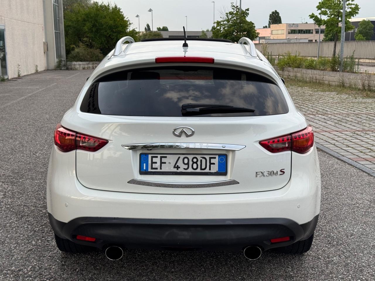 Infiniti FX30d S Premium 238cv