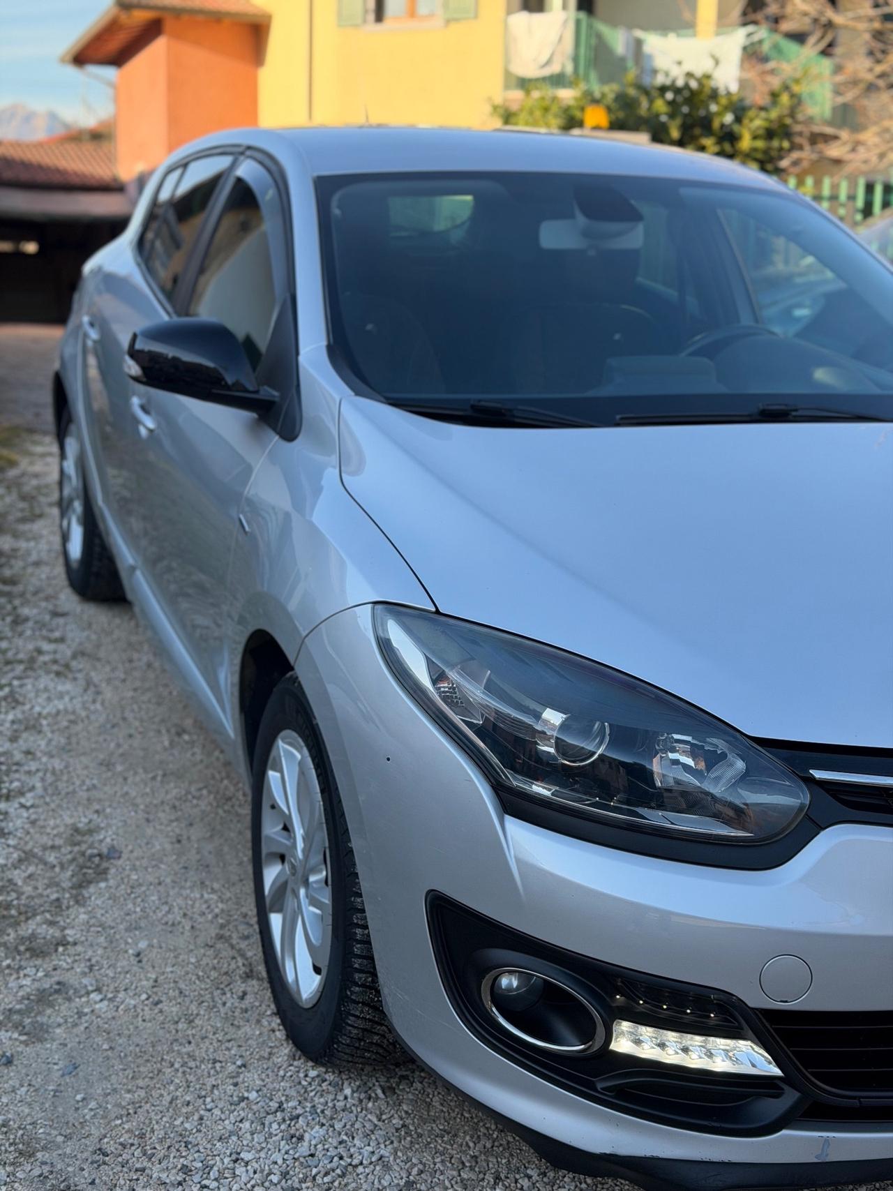 Renault MEGANE dCi 110CV LIMITED KMCERT GARANZ UNICOPR
