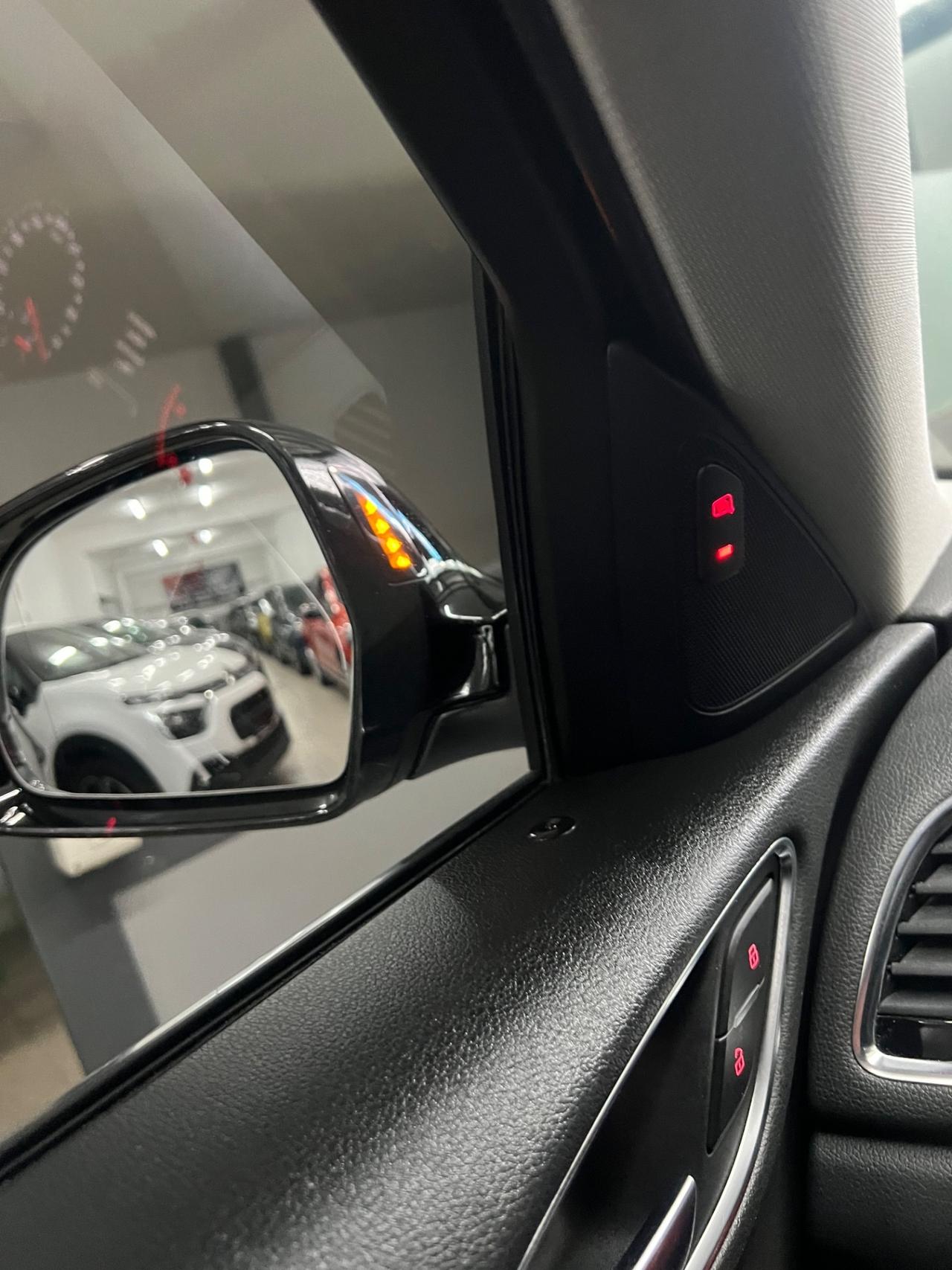 Audi Q3 2.0 TDI 184 CV quattro S tronic Sport