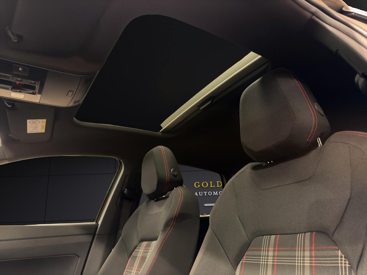 Volkswagen Polo 2.0 TSI DSG GTI