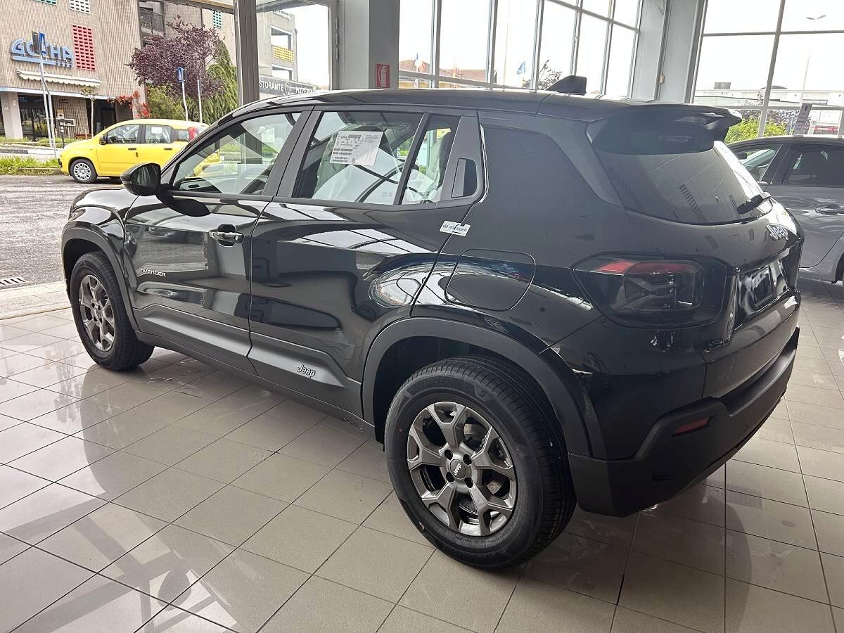 Jeep Avenger 1.2 Turbo e-Hybrid 110 CV MHEV Longitude eDCT6