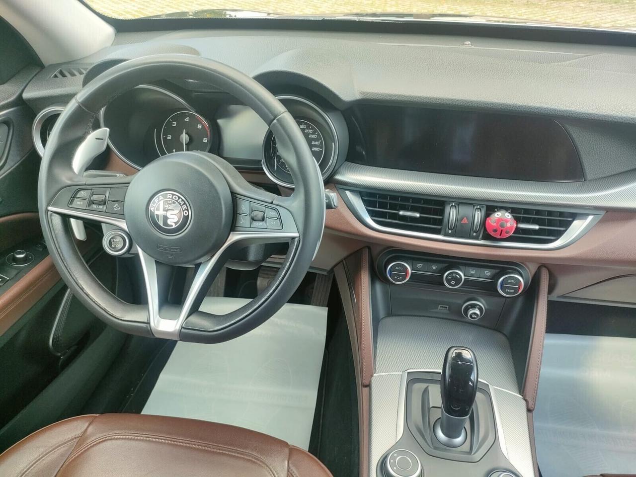 Alfa Romeo Stelvio 2.2 Turbodiesel 210 CV AT8 Q4 E