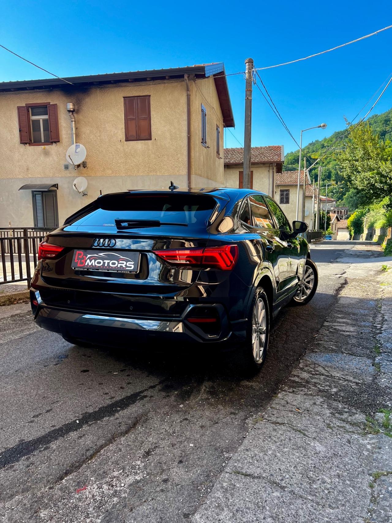 Audi Q3 SPB 35 TDI S line edition total black