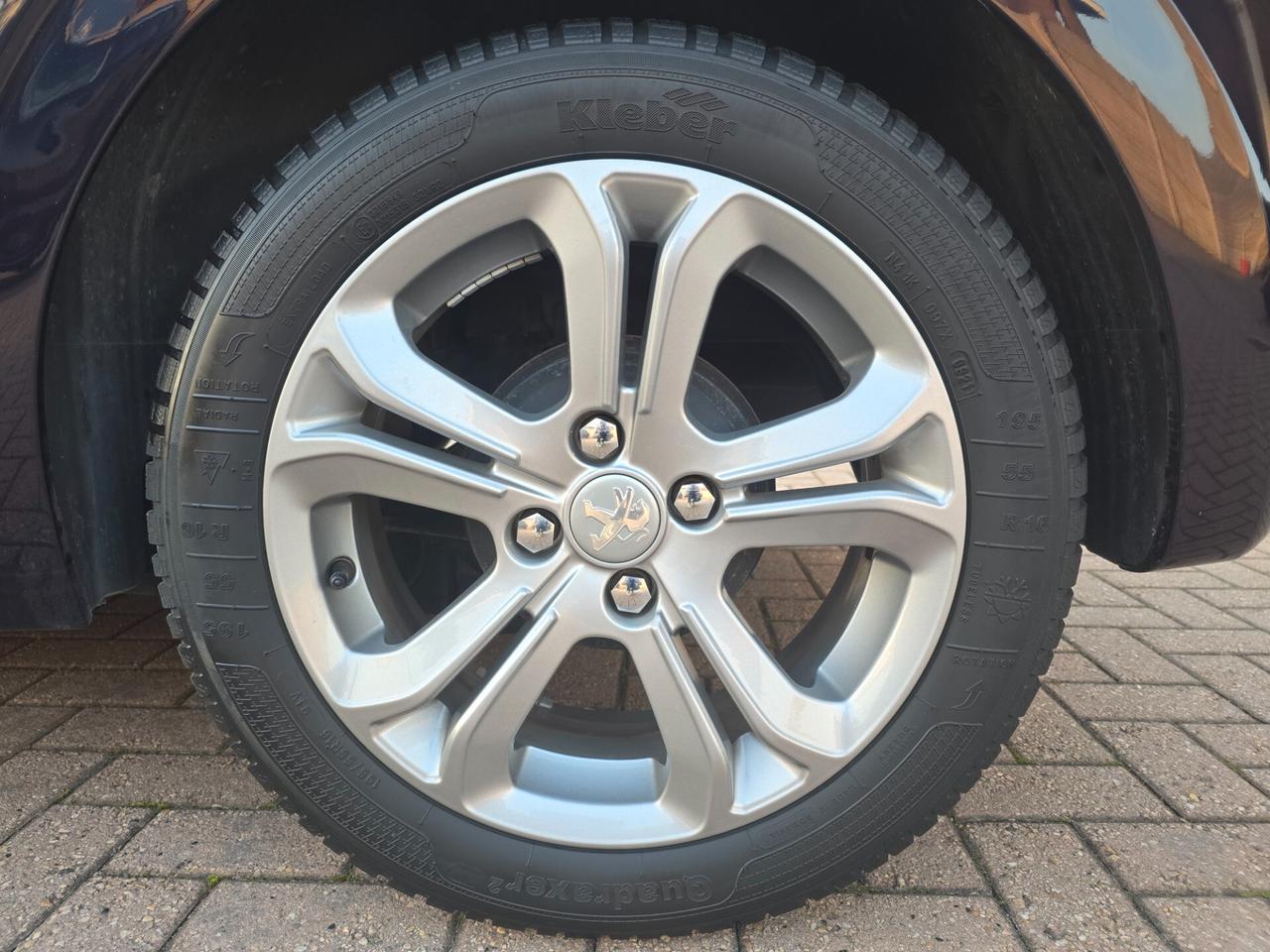 PEUGEOT 208 1.2 Benzina 82 CV FULL, PERFETTA