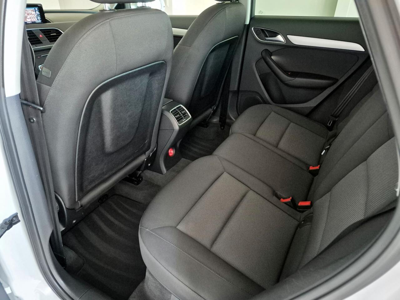 Audi Q3 TDI 120CV S-TRONIC XENO NAVI BLUETOOTH CLIMA AUTO. CRUISE CONTROL V. PRIVACY