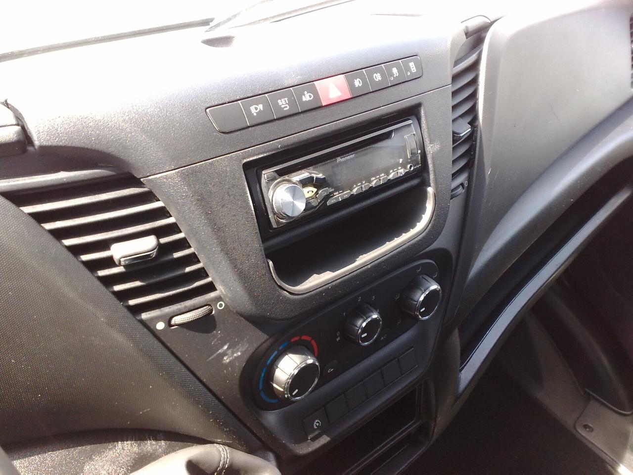 Iveco Daily 35c11 2.3hpt RIBALTABILE - 2016