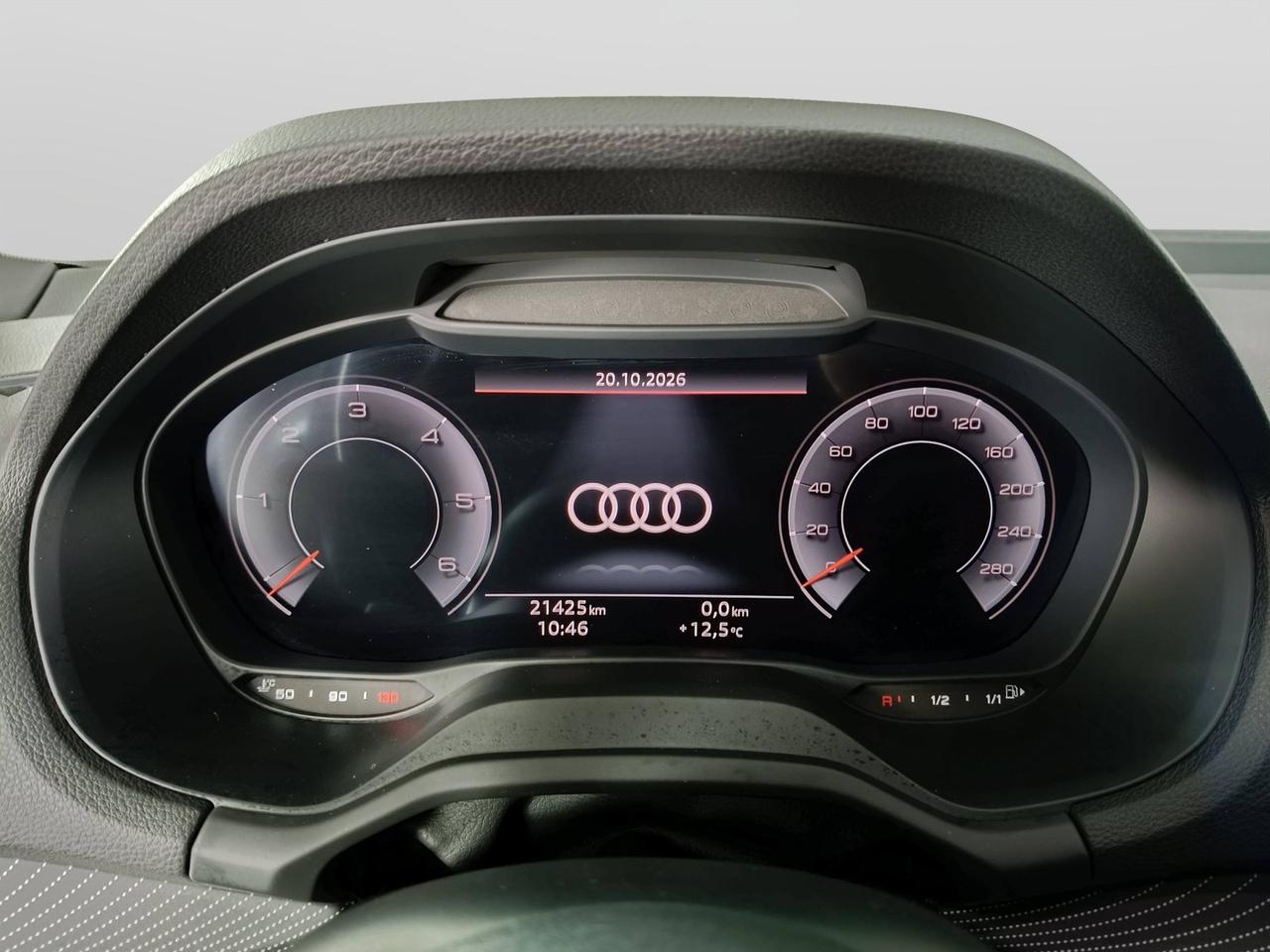 AUDI Q2 I 2021 - Q2 30 2.0 tdi Identity Black
