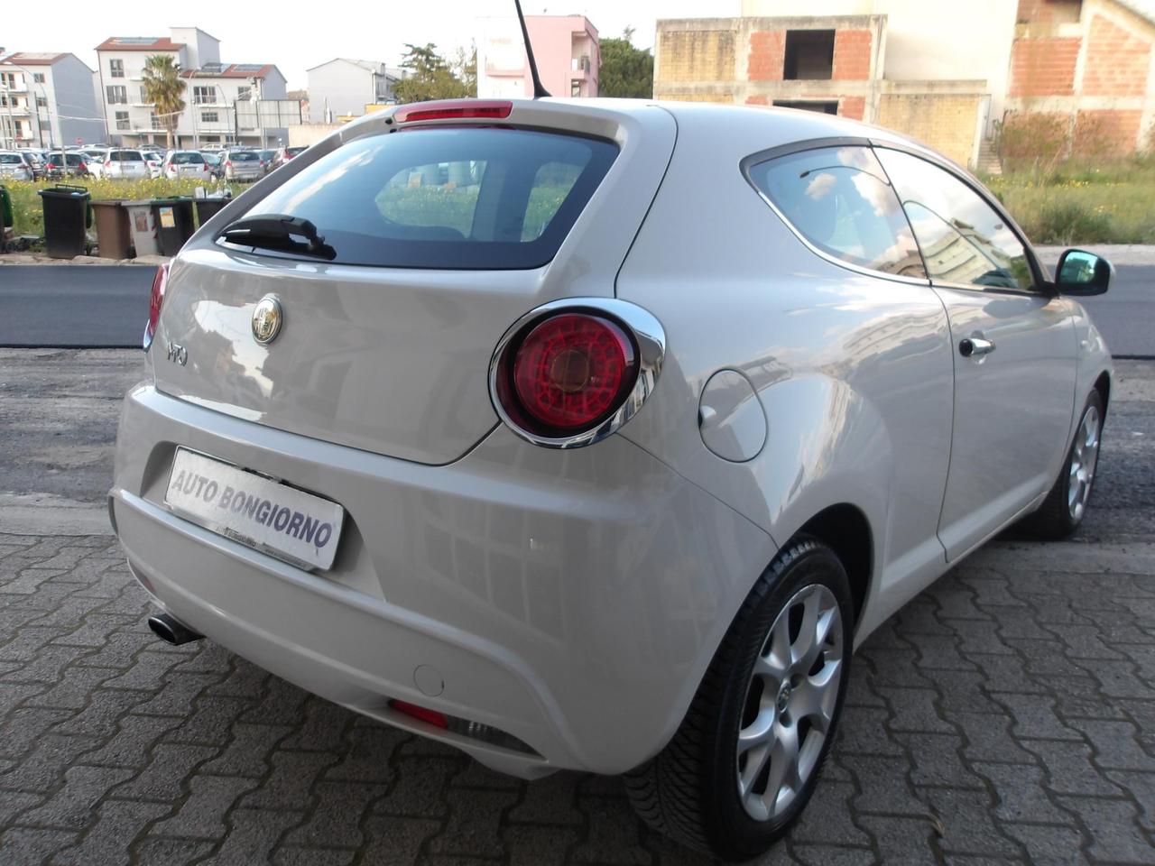 Alfa Romeo MiTo 1.3 jtdm-2 Distinctive premium pack 95cv