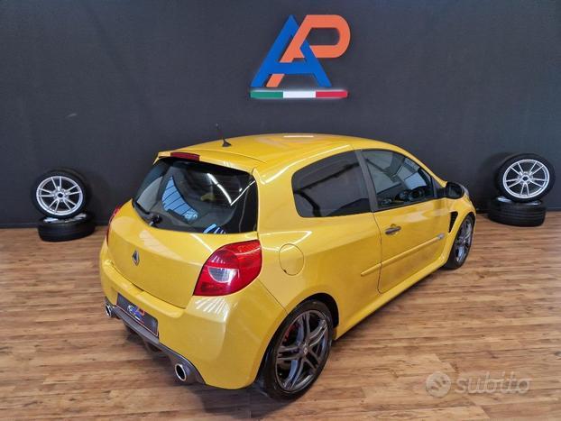 RENAULT Clio 2.0 16V 200CV 3 porte RS