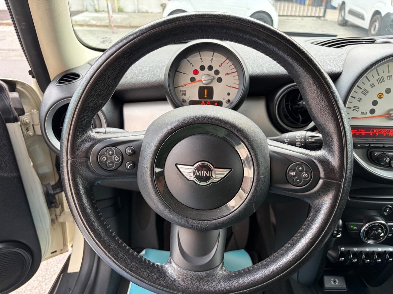 Mini 1.6 16V Cooper D KM 100000