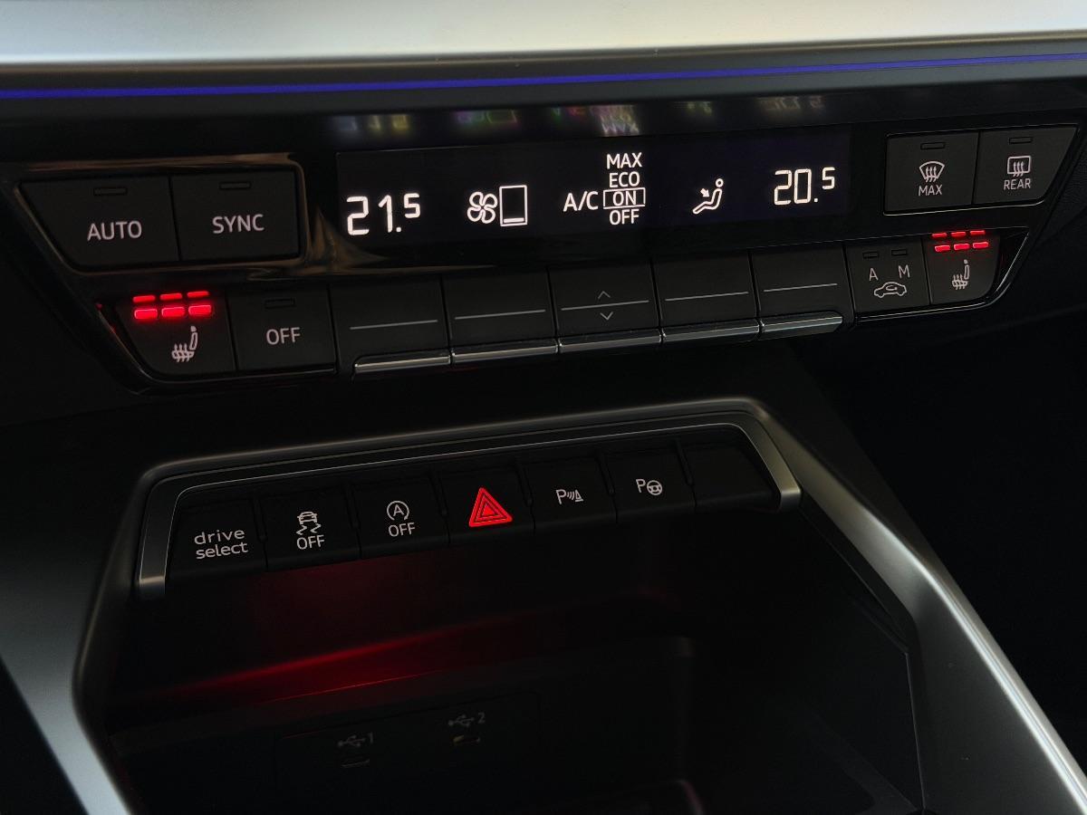 Audi A3 Sportback 40 TDI 200CV Quattro S-line edition Identity Black