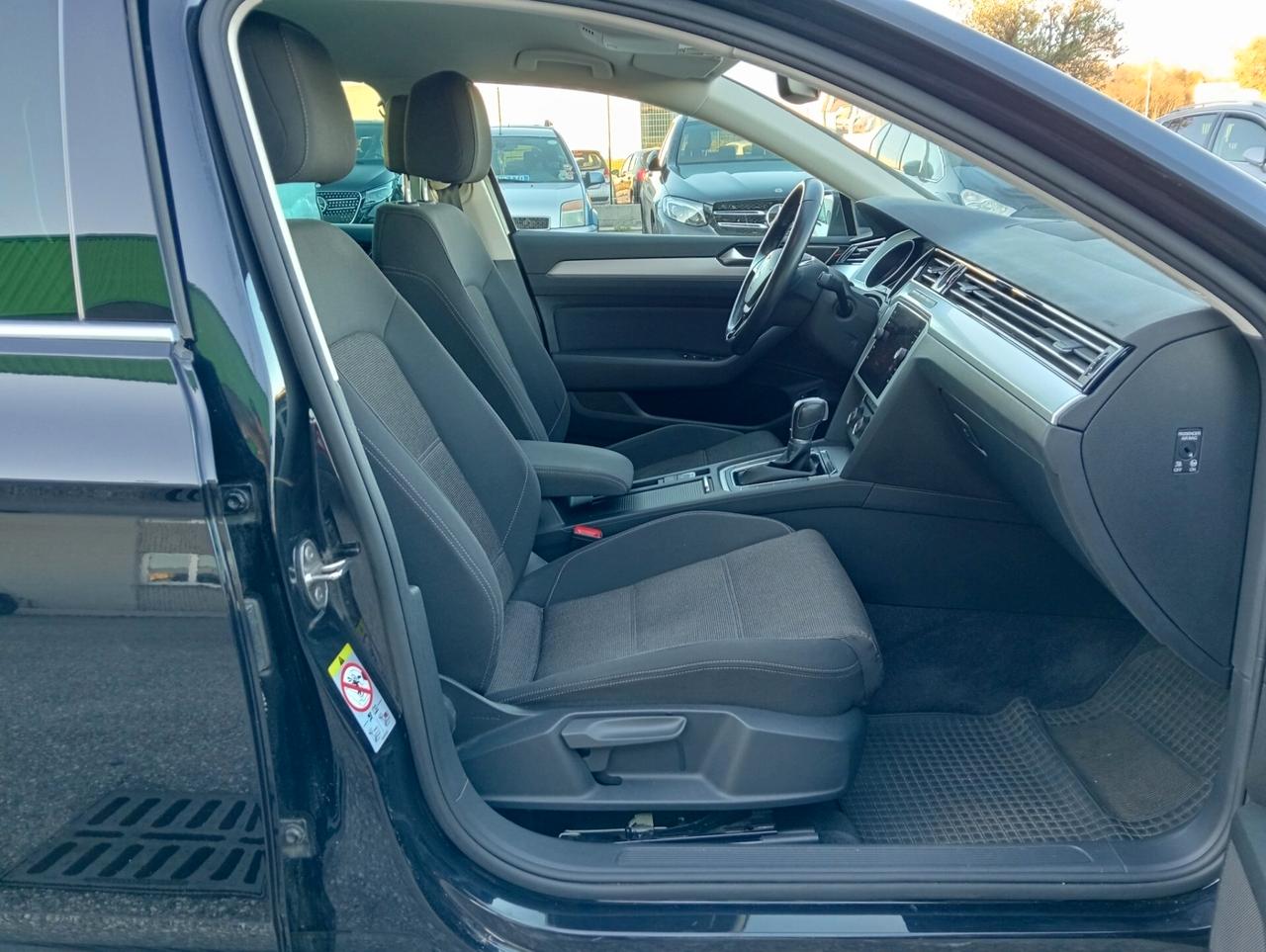 Volkswagen Passat Variant 1.6 TDI 120cv DSG UNIPROPRIETARIO