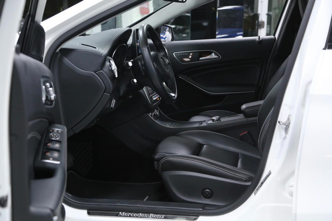 Mercedes GLA 200 d Automatic 4Matic Premium AMG