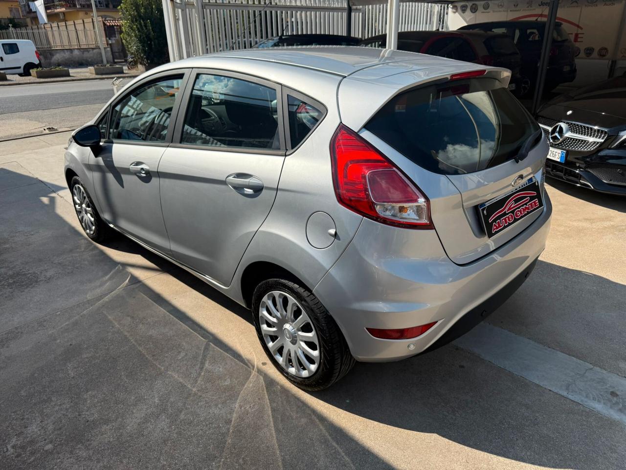 Ford Fiesta 1.4 5 porte Bz.- GPL