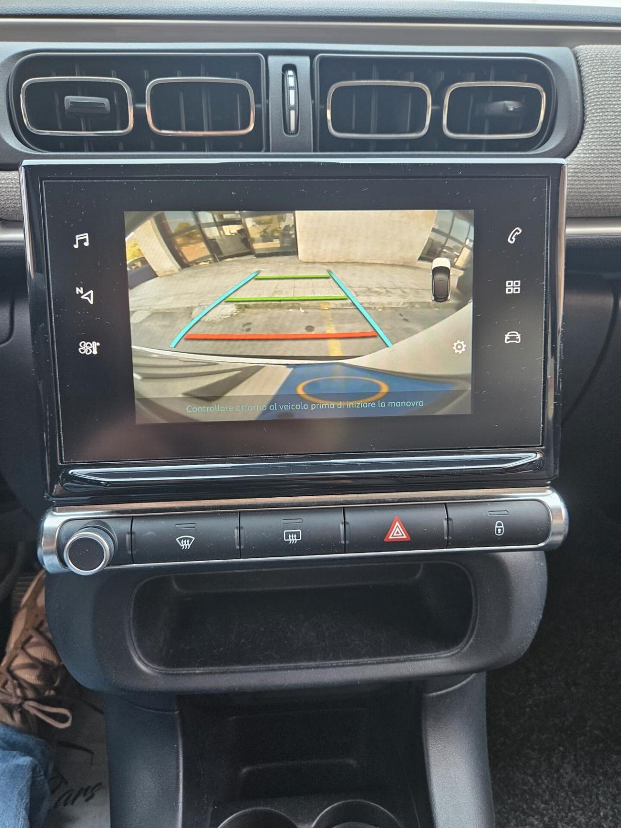 Citroen C3 1.2 benzina 61kw SHINE 2019