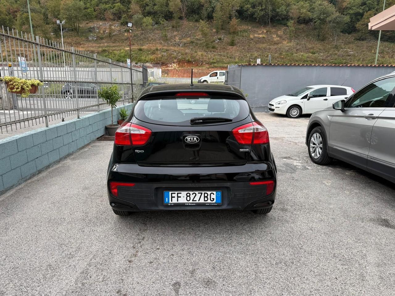 KIA RIO 1100 High Tech OK NEOP EURO 6