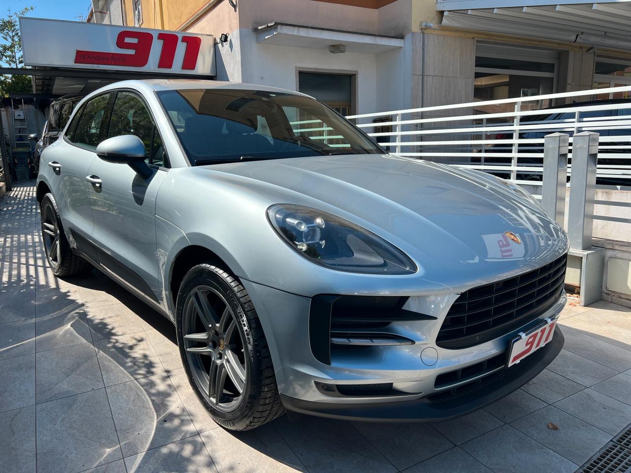 Porsche Macan 2.0 245cv Tetto PASM 111 Controlli Porsche Service Porsche