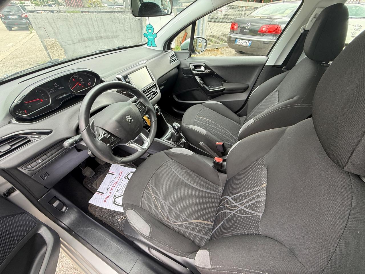 Peugeot 208 1.4 HDi 68 CV 5 porte Allure