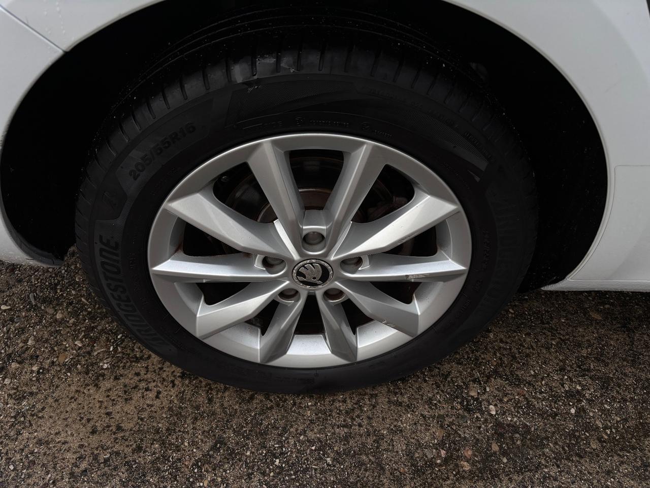 Skoda Octavia 1.4 TSI. Metano. Garanzia 12mesi