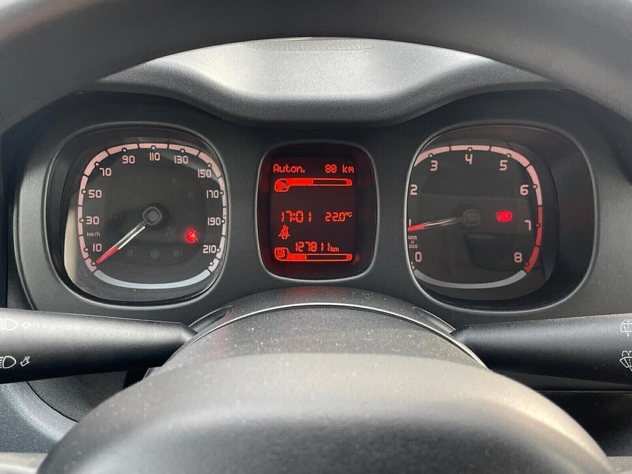 FIAT PANDA 1.0 HYBRID 2021 TOTAL BLACK