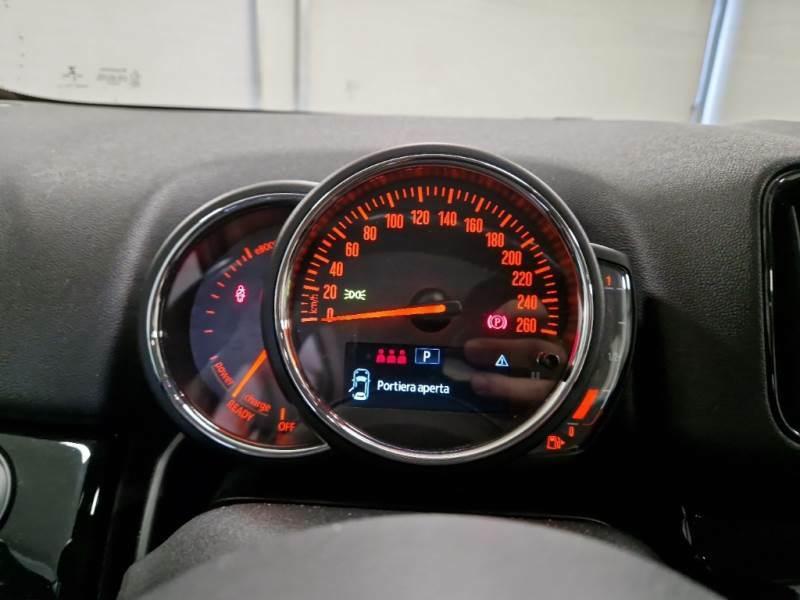 MINI COOPER SE COUNTRYMAN ALL4 BUSINESS AUTOM. 5 PORTE BERLINA