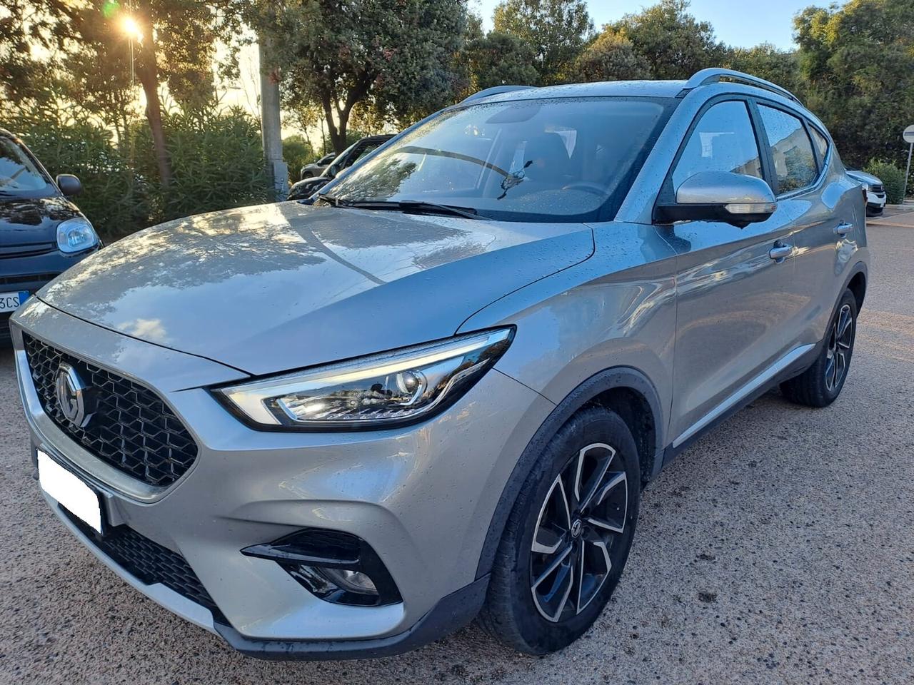 Mg ZS LUXURY PASSAGGIO INCLUSO