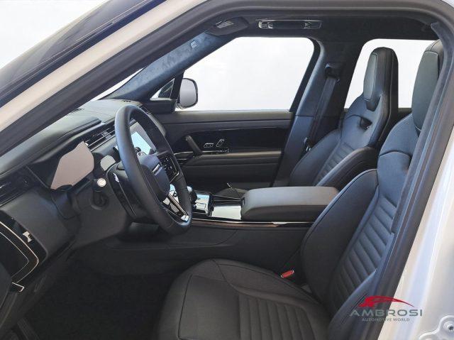 LAND ROVER Range Rover Sport 4.4 V8 P635 SV