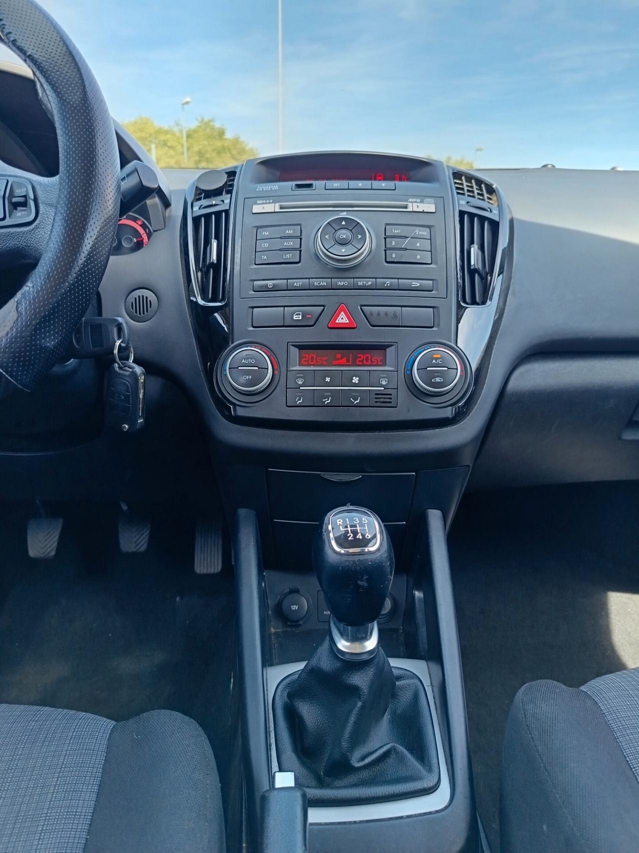 Kia Ceed cee'd Sp. Wag. 1.6 CRDi VGT 115CV EX