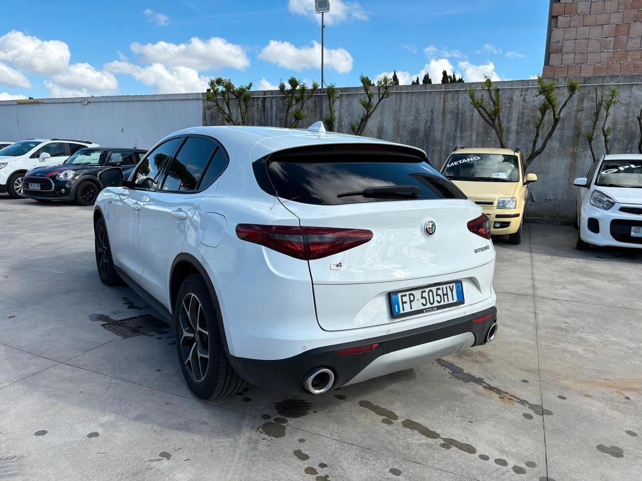 Alfa Romeo Stelvio 2.2 210cv AT8 Q4 Executive X COMMERCIANTI